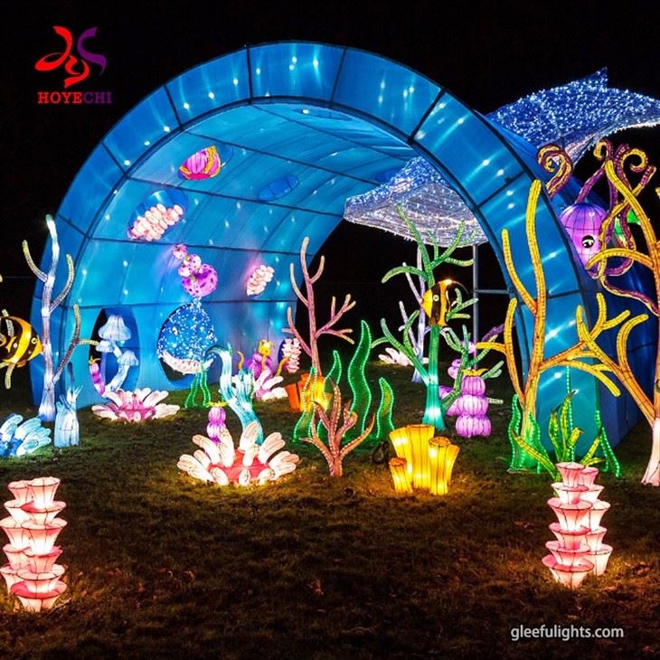 Illusory Light And Shadow: The Dreamlike Interpretation Of A Commercial Light Show